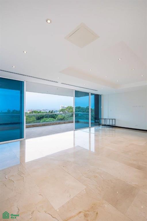 Panoramic Cosmopolitan Apartment in Jaboncillos , Escazú, San Jose