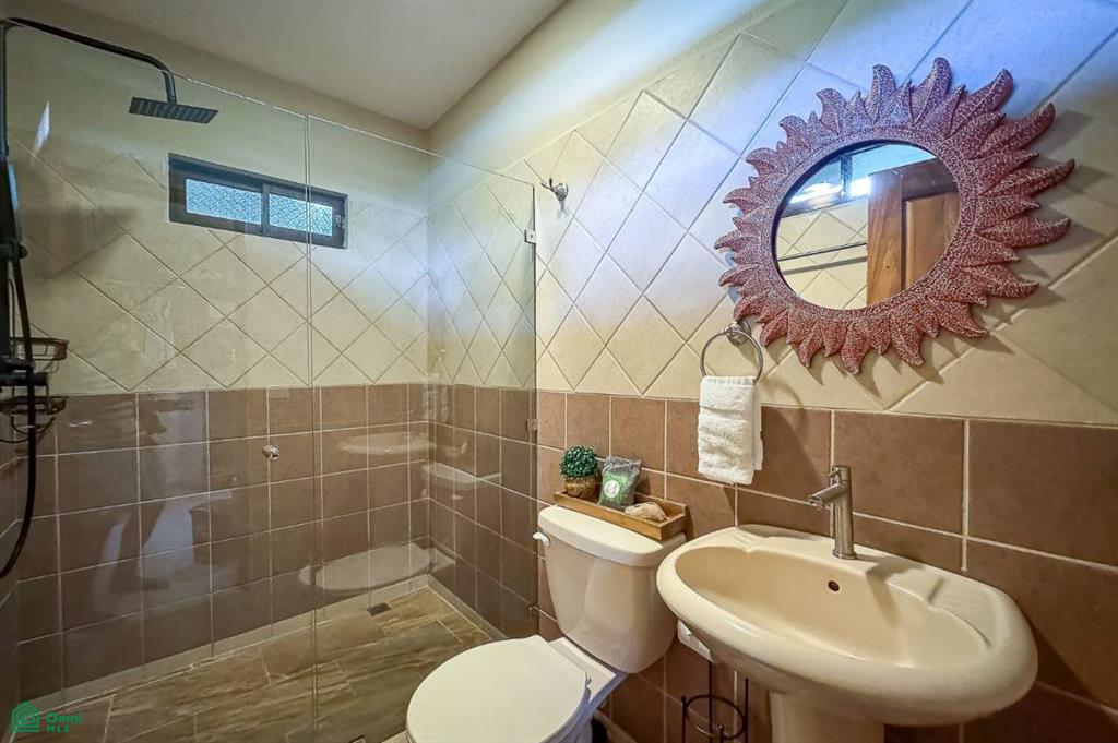 Affordable Remodeled Home for Sale Manuel Antonio , Quepos, Quepos, Puntarenas