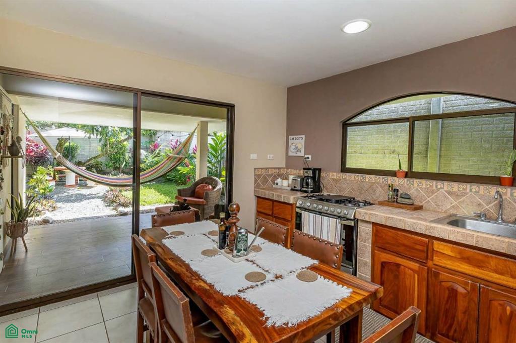 Affordable Remodeled Home for Sale Manuel Antonio , Quepos, Quepos, Puntarenas