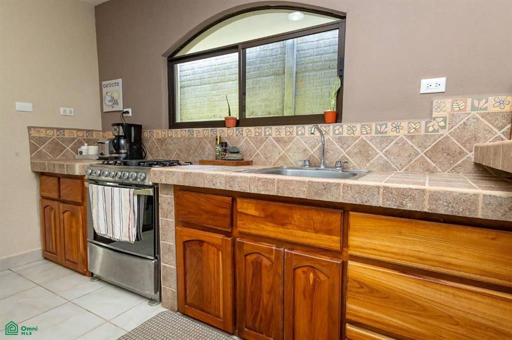 Affordable Remodeled Home for Sale Manuel Antonio , Quepos, Quepos, Puntarenas
