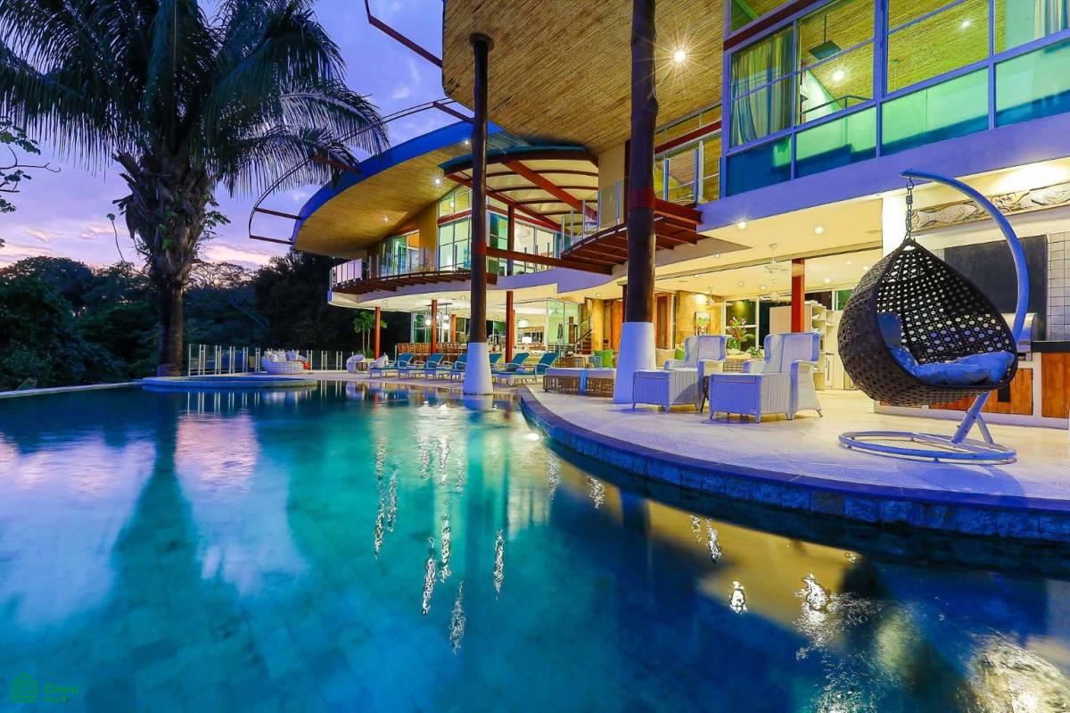 Luxury Mountain and Ocean View Villa, Quepos, Quepos, Puntarenas