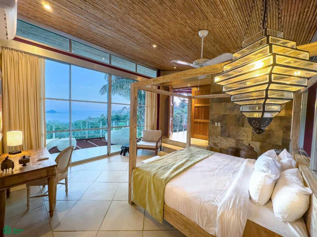 Luxury Mountain and Ocean View Villa, Quepos, Quepos, Puntarenas