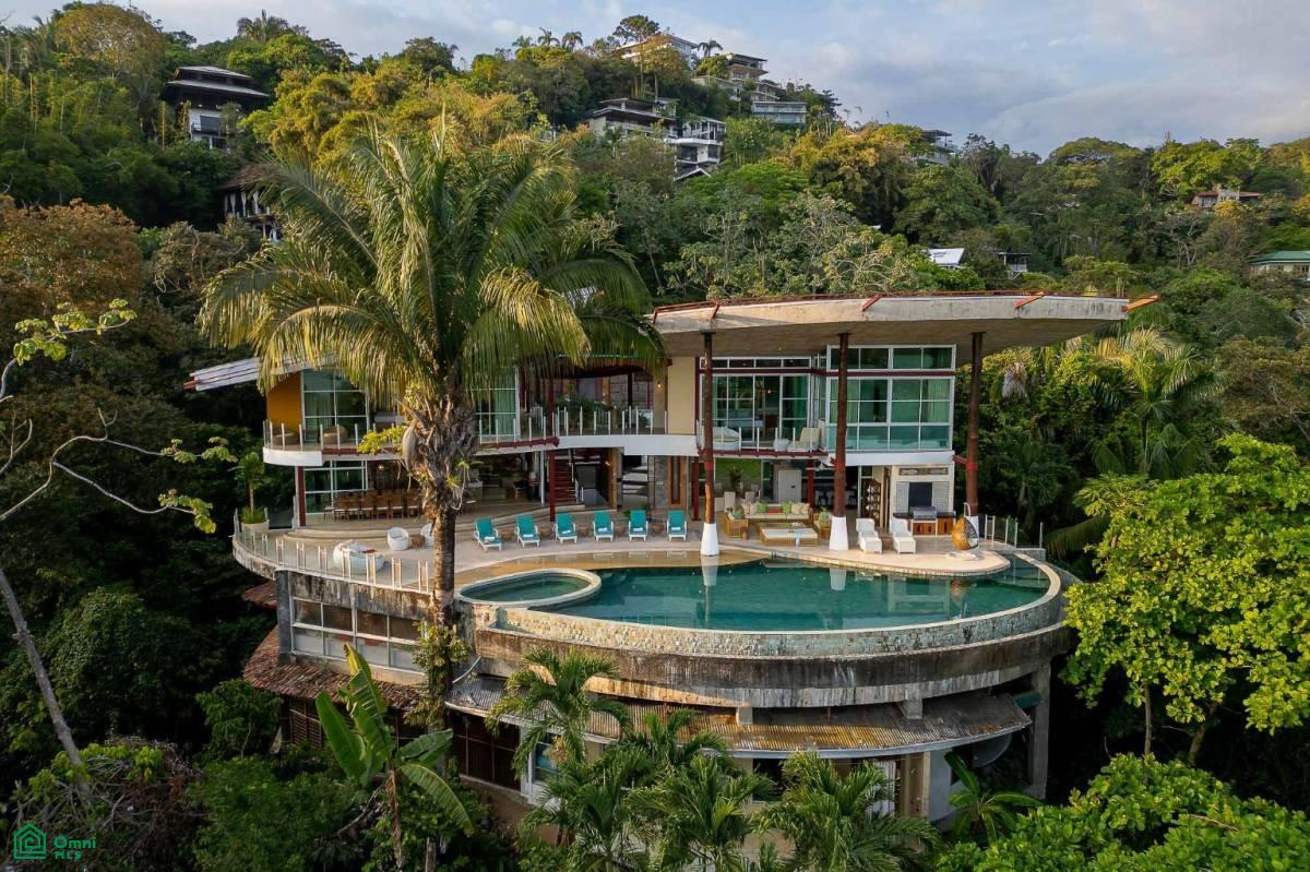 Luxury Mountain and Ocean View Villa, Quepos, Quepos, Puntarenas