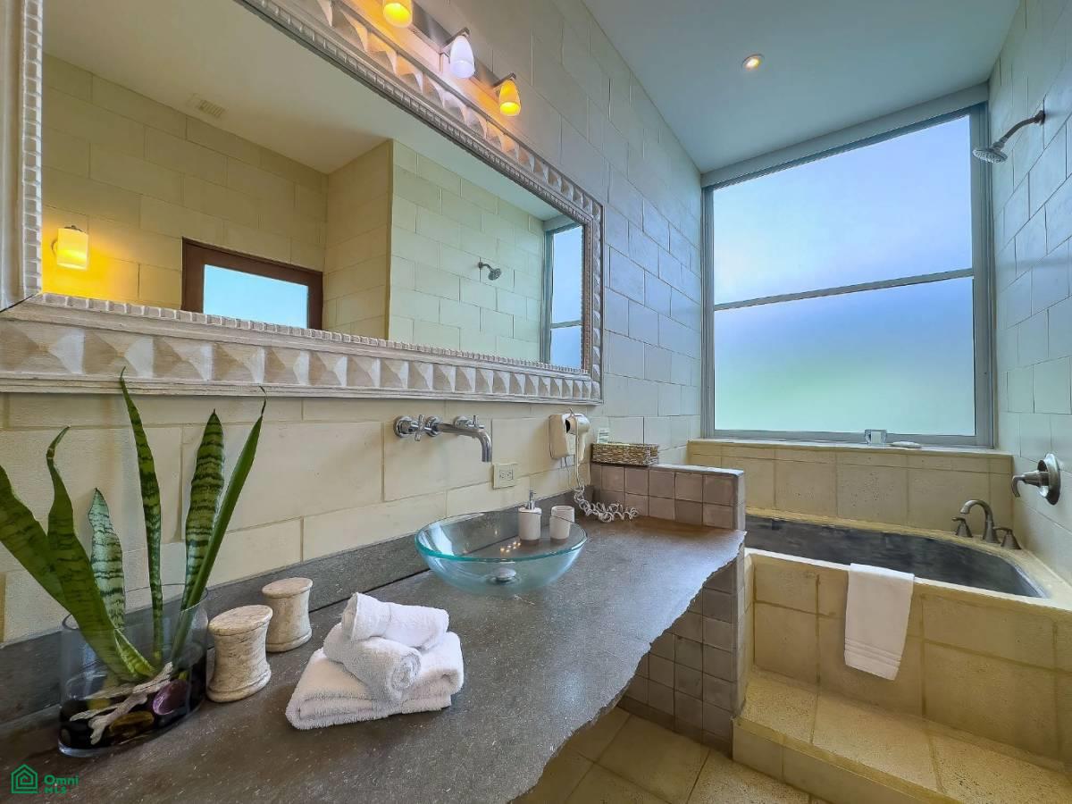 Luxury Mountain and Ocean View Villa, Quepos, Quepos, Puntarenas