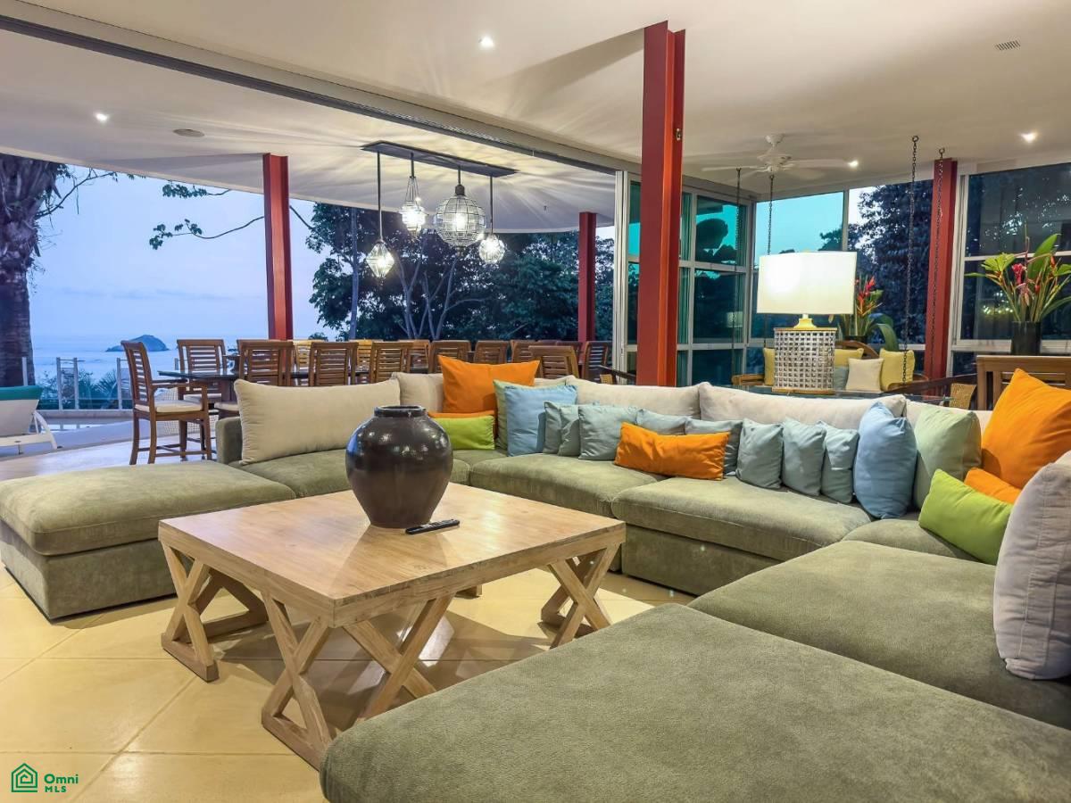 Luxury Mountain and Ocean View Villa, Quepos, Quepos, Puntarenas