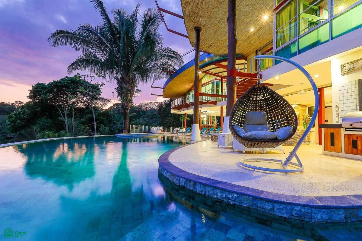 Luxury Mountain and Ocean View Villa, Quepos, Quepos, Puntarenas