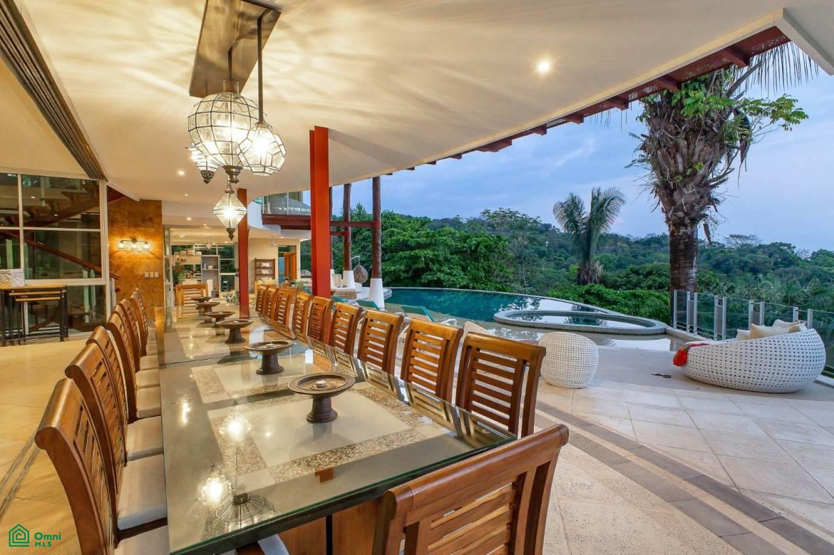 Luxury Mountain and Ocean View Villa, Quepos, Quepos, Puntarenas