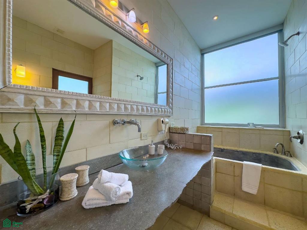 Luxury Mountain and Ocean View Villa, Quepos, Quepos, Puntarenas