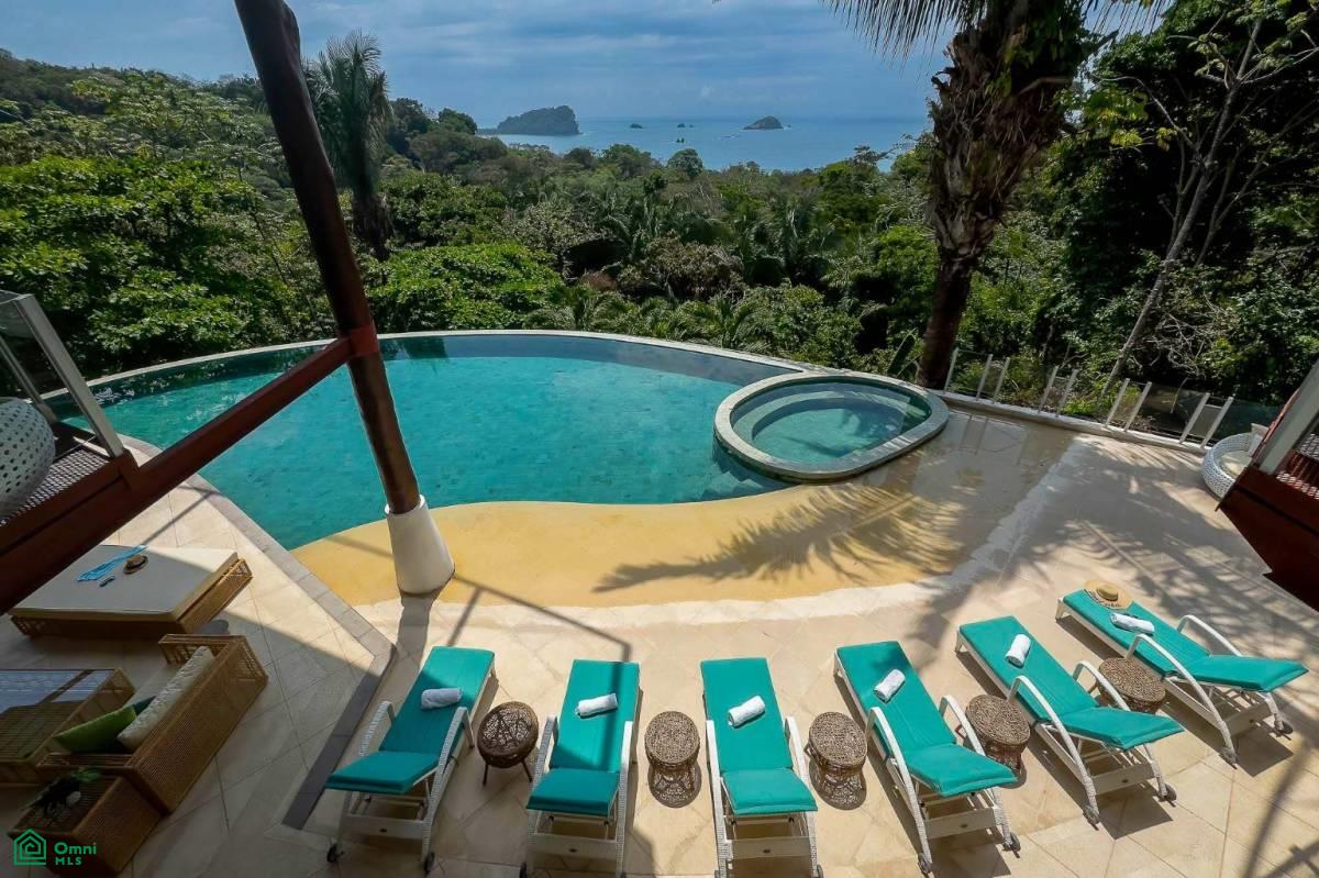Luxury Mountain and Ocean View Villa, Quepos, Quepos, Puntarenas