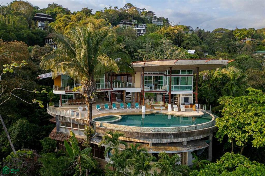 Luxury Mountain and Ocean View Villa, Quepos, Quepos, Puntarenas