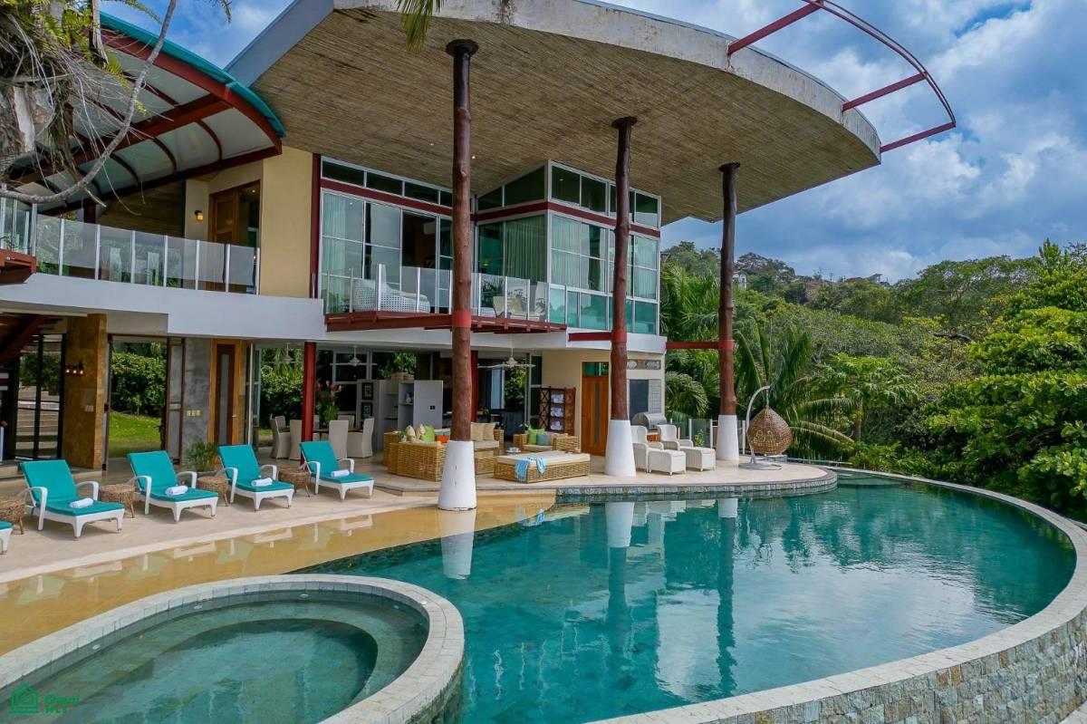 Luxury Mountain and Ocean View Villa, Quepos, Quepos, Puntarenas