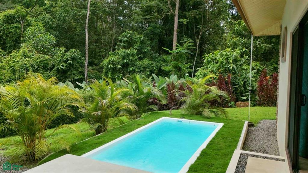 Single Level Tropical Home , Puerto Cortés, Osa, Puntarenas