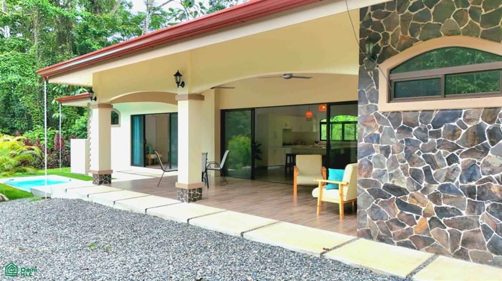 Single Level Tropical Home , Puerto Cortés, Osa, Puntarenas