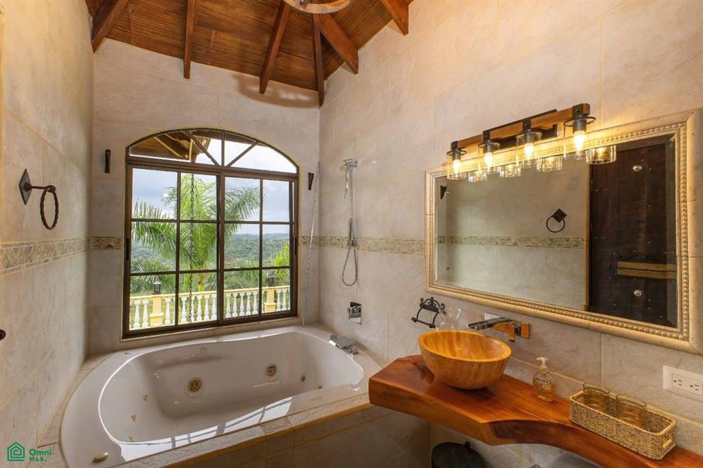 Rancho Villa Verde Grand Luxury Estate, San Isidro del General, Perez Zeledon, San Jose