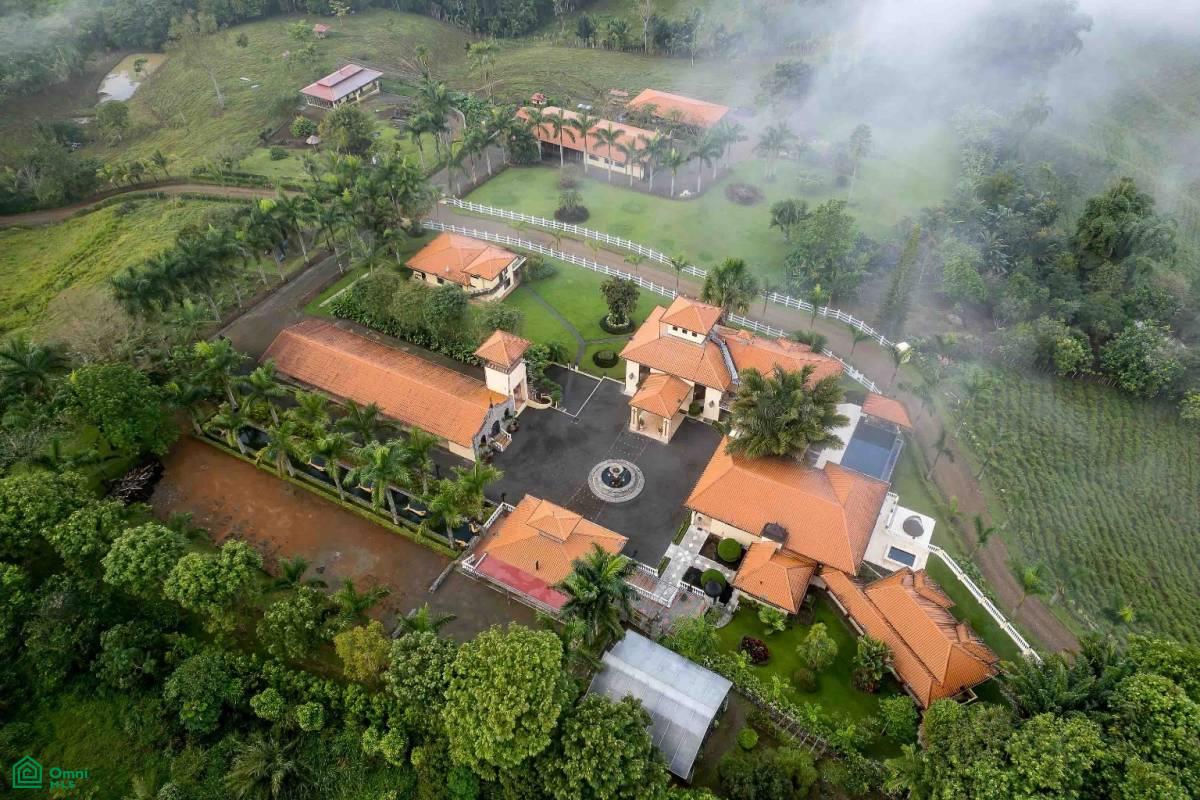 Rancho Villa Verde Grand Luxury Estate, San Isidro del General, Perez Zeledon, San Jose