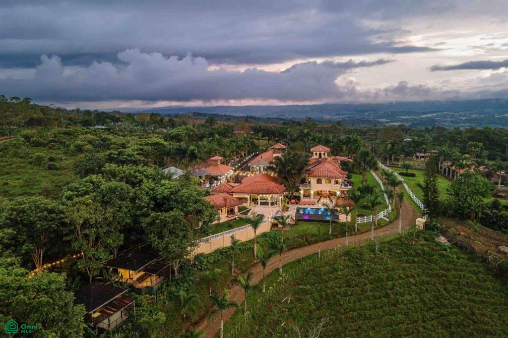 Rancho Villa Verde Grand Luxury Estate, San Isidro del General, Perez Zeledon, San Jose