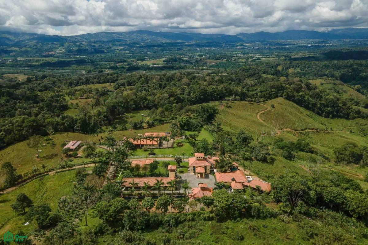 Rancho Villa Verde Grand Luxury Estate, San Isidro del General, Perez Zeledon, San Jose
