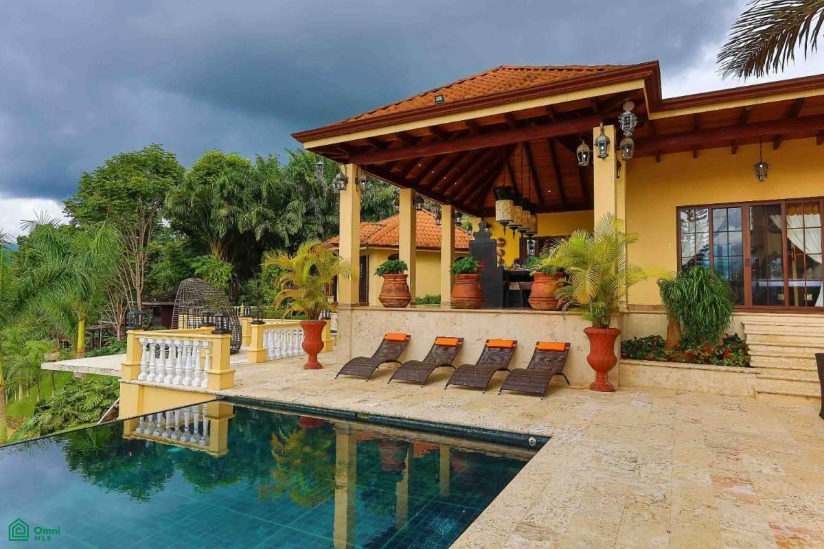 Rancho Villa Verde Grand Luxury Estate, San Isidro del General, Perez Zeledon, San Jose