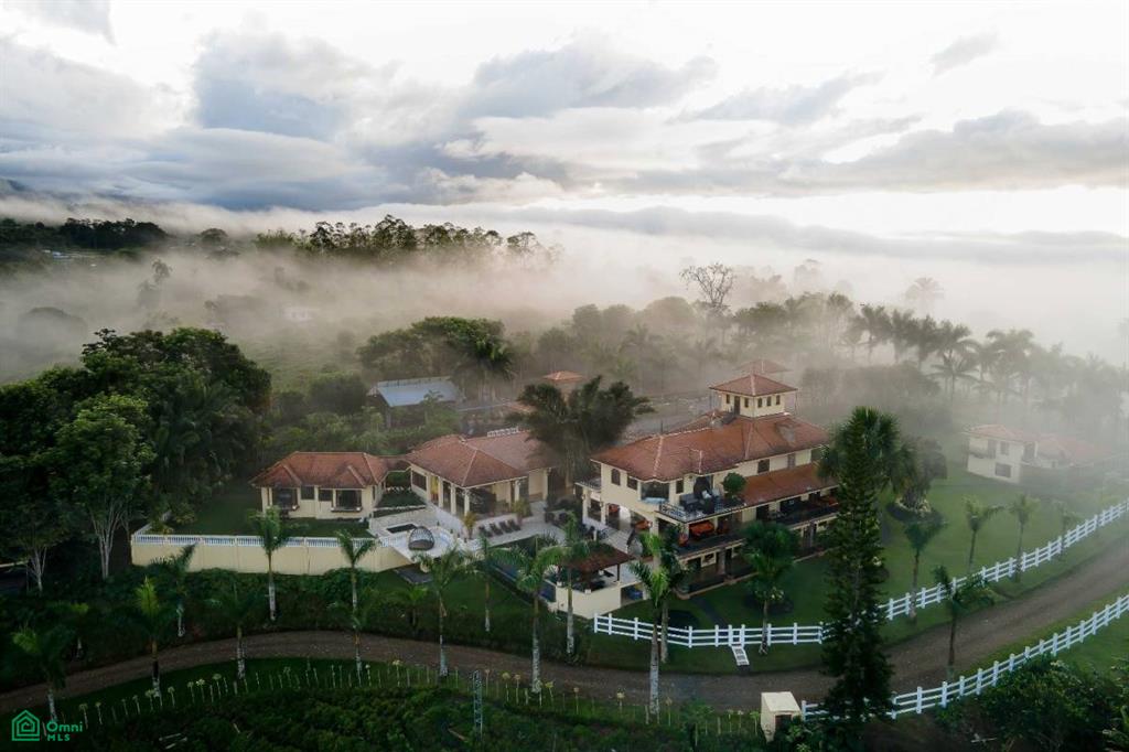 Rancho Villa Verde Grand Luxury Estate, San Isidro del General, Perez Zeledon, San Jose