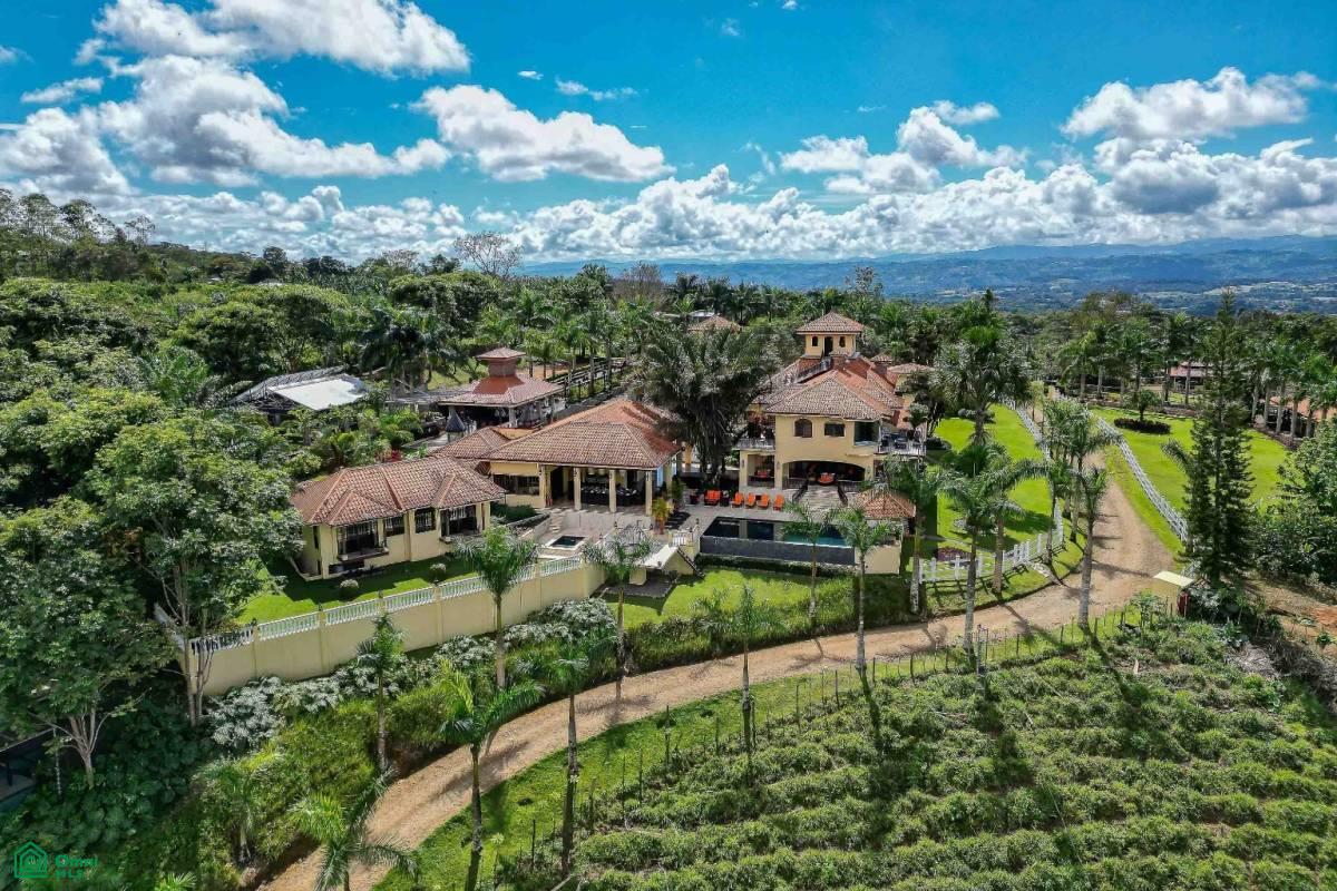 Rancho Villa Verde Grand Luxury Estate, San Isidro del General, Perez Zeledon, San Jose