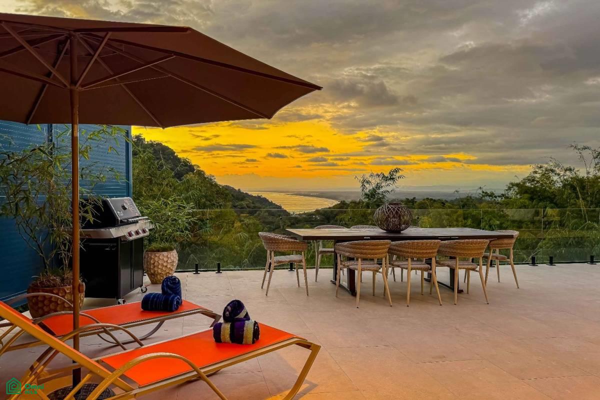 Private Gated Community Modern Luxury Villa near Marina, Quepos, Quepos, Puntarenas