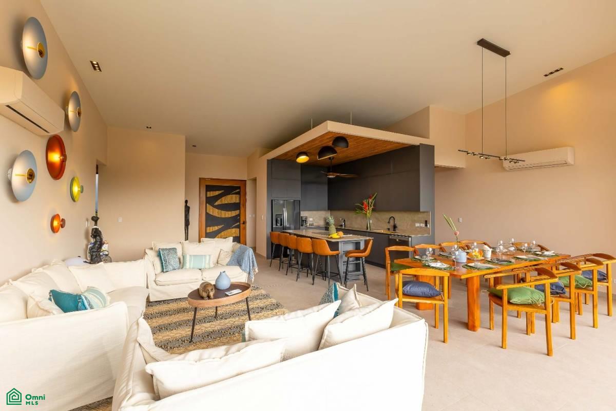 Private Gated Community Modern Luxury Villa near Marina, Quepos, Quepos, Puntarenas