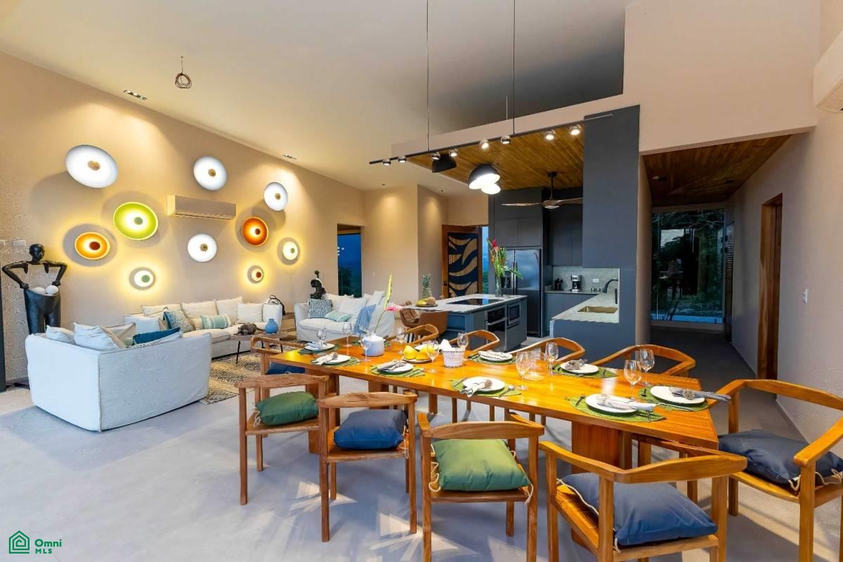 Private Gated Community Modern Luxury Villa near Marina, Quepos, Quepos, Puntarenas
