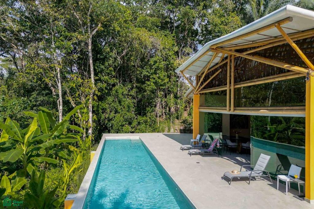 Gated Community near Marina Villa Bamboo Luxury Jungle Retreat, Quepos, Quepos, Puntarenas