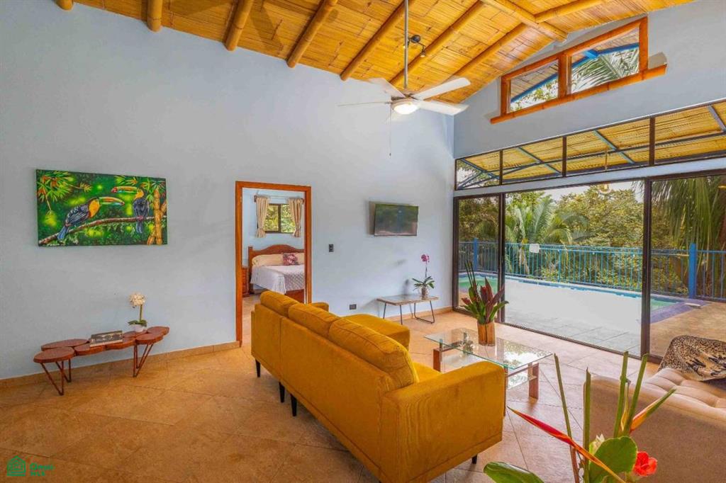 Gated Community Casa Cayena Private Family Home, Quepos, Quepos, Puntarenas