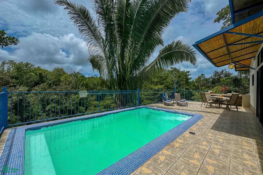 Gated Community Casa Cayena Private Family Home, Quepos, Quepos, Puntarenas