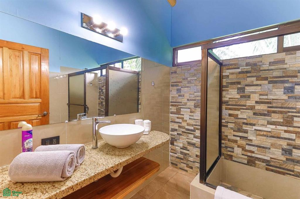 Gated Community Casa Cayena Private Family Home, Quepos, Quepos, Puntarenas