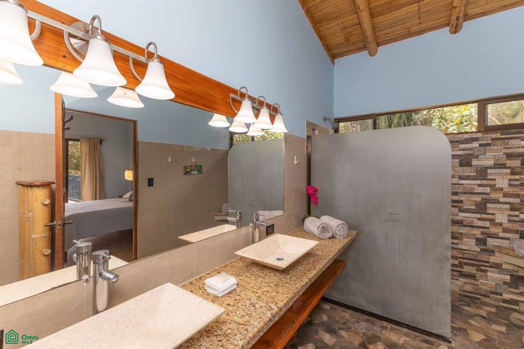 Gated Community Casa Cayena Private Family Home, Quepos, Quepos, Puntarenas