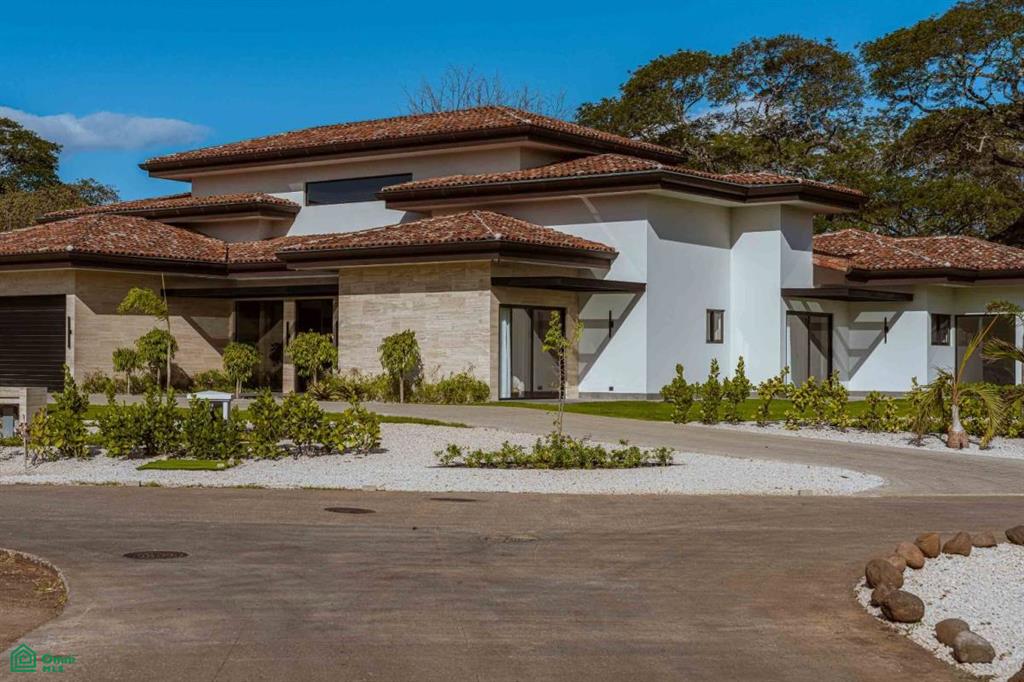 7 Bedroom Newly Built Estate Modern Home with Guest Villa, Santa Cruz, Guanacaste