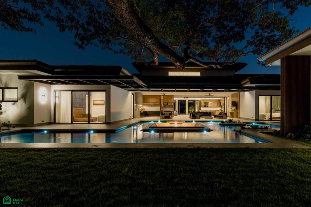 7 Bedroom Newly Built Estate Modern Home with Guest Villa, Santa Cruz, Guanacaste