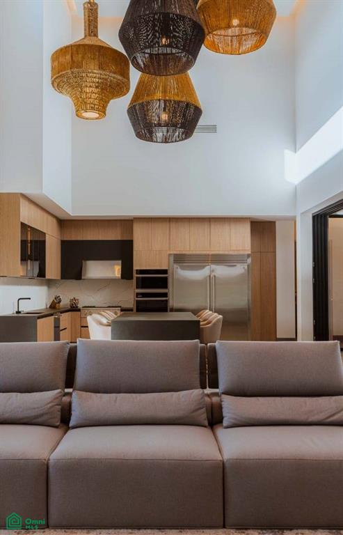 7 Bedroom Newly Built Estate Modern Home with Guest Villa, Santa Cruz, Guanacaste