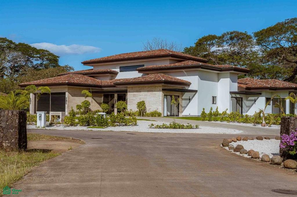 7 Bedroom Newly Built Estate Modern Home with Guest Villa, Santa Cruz, Guanacaste