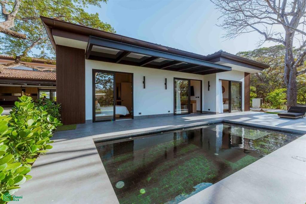 7 Bedroom Newly Built Estate Modern Home with Guest Villa, Santa Cruz, Guanacaste