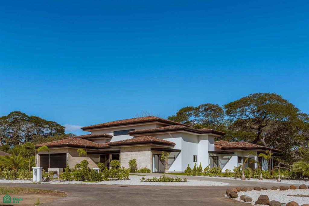 7 Bedroom Newly Built Estate Modern Home with Guest Villa, Santa Cruz, Guanacaste