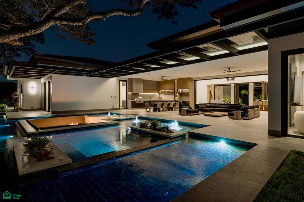 7 Bedroom Newly Built Estate Modern Home with Guest Villa, Santa Cruz, Guanacaste