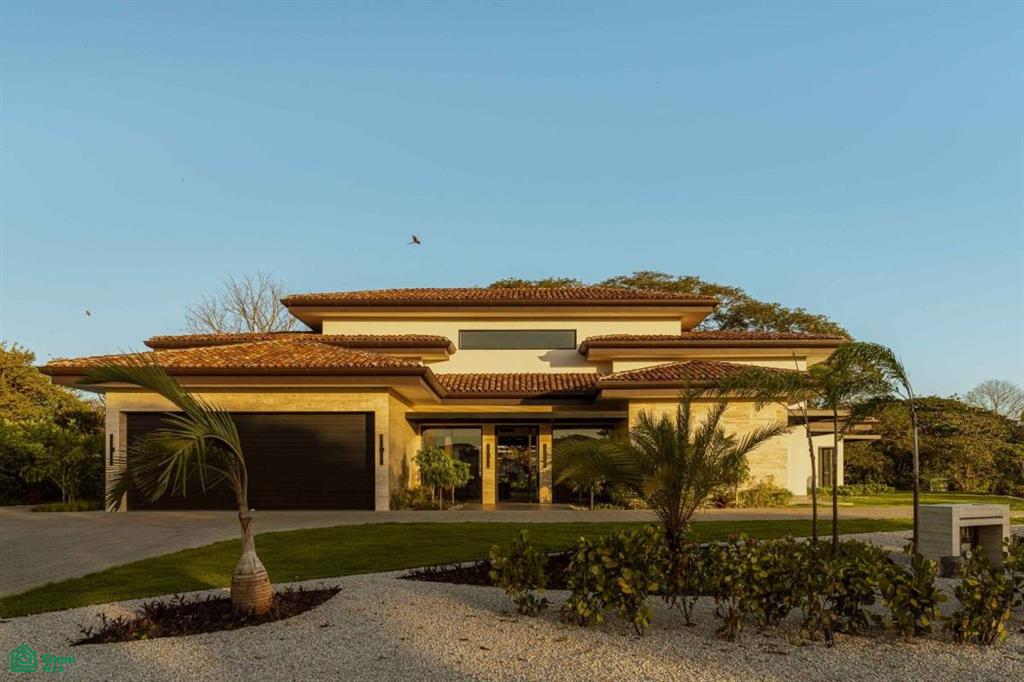 7 Bedroom Newly Built Estate Modern Home with Guest Villa, Santa Cruz, Guanacaste