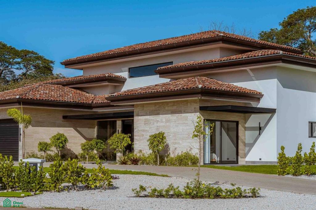 7 Bedroom Newly Built Estate Modern Home with Guest Villa, Santa Cruz, Guanacaste