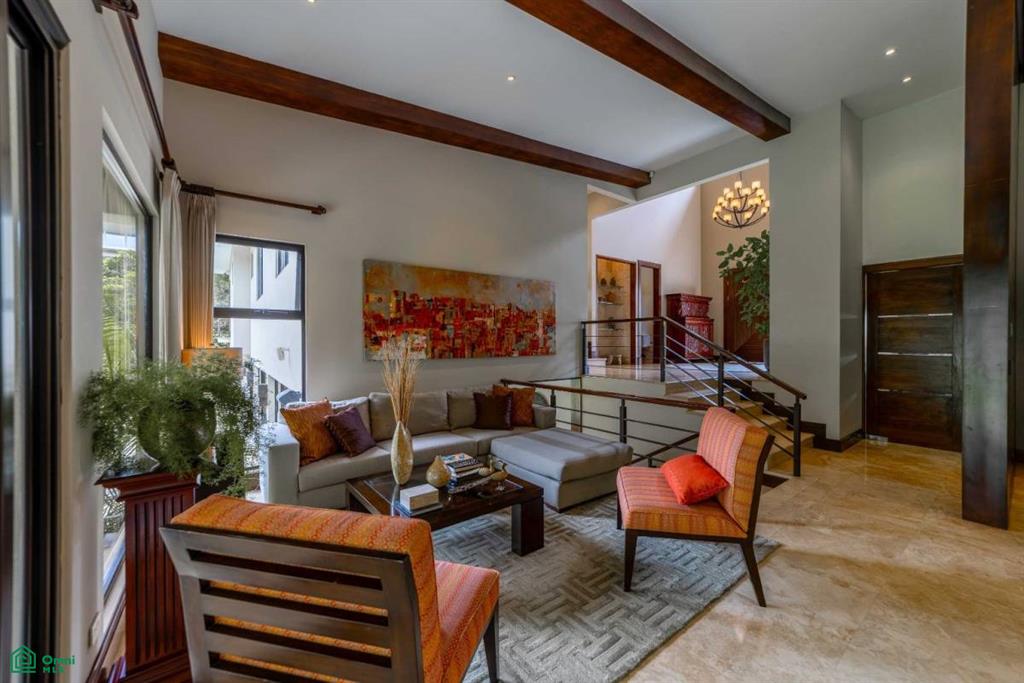 Classical Elegance City Family Home, Escazú, San Jose