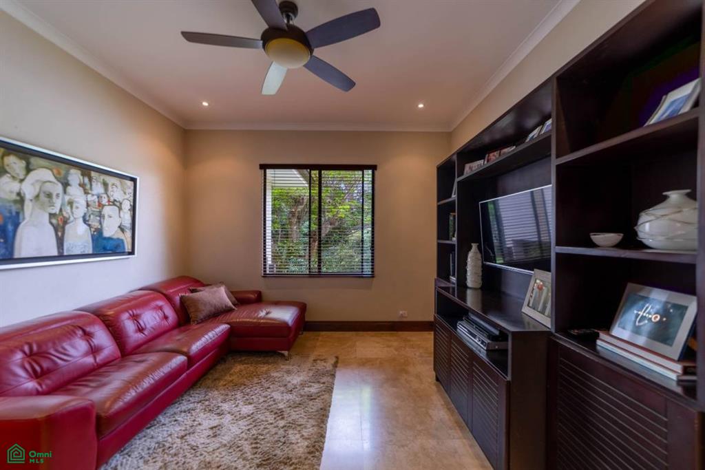 Classical Elegance City Family Home, Escazú, San Jose