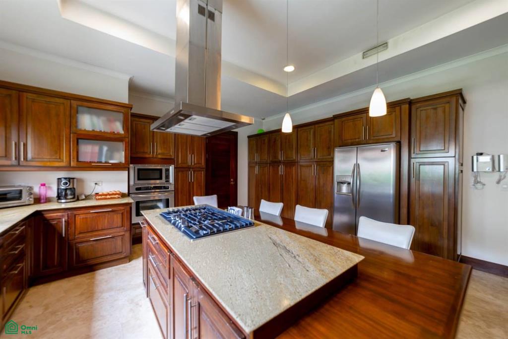 Classical Elegance City Family Home, Escazú, San Jose