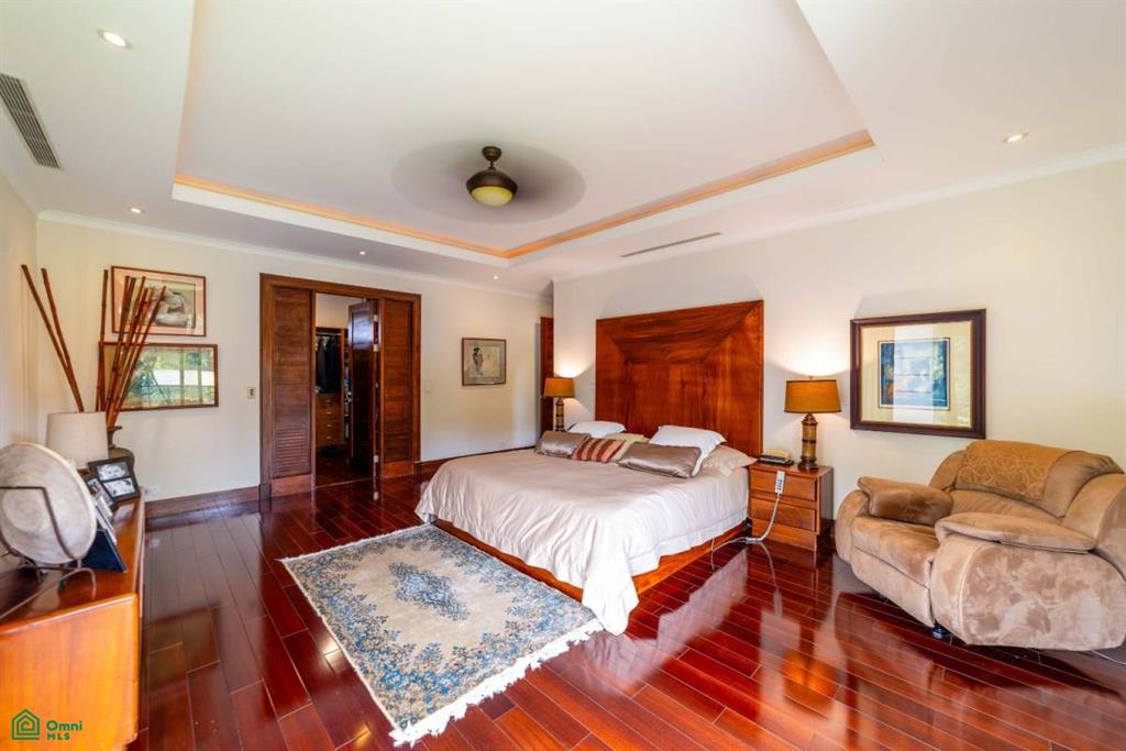 Classical Elegance City Family Home, Escazú, San Jose