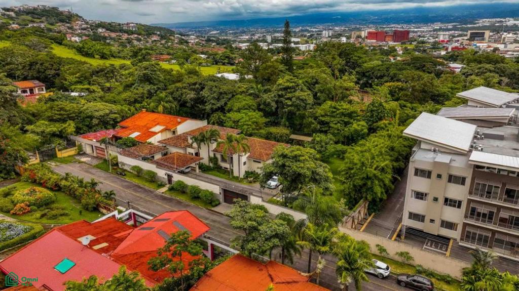 Classical Elegance City Family Home, Escazú, San Jose