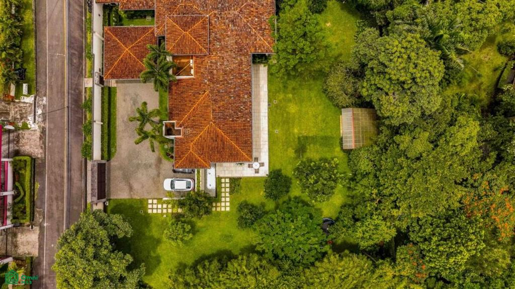 Classical Elegance City Family Home, Escazú, San Jose