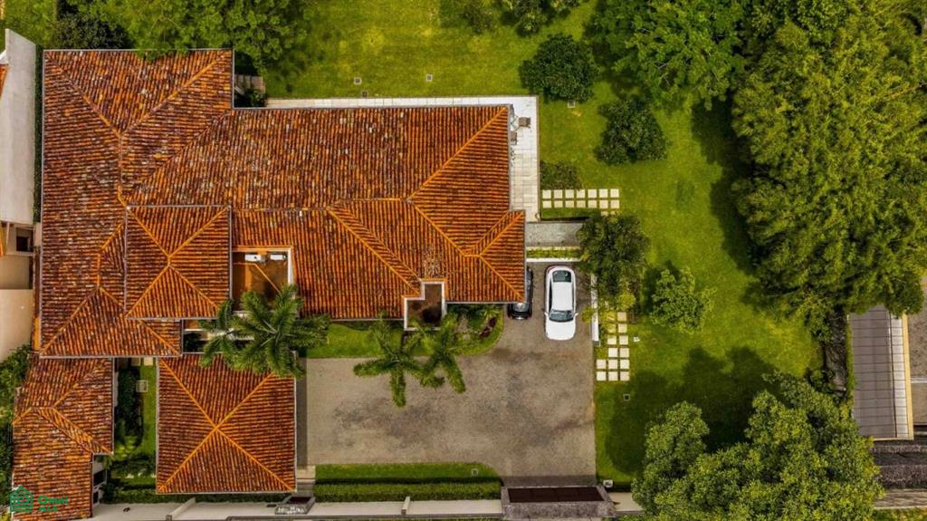 Classical Elegance City Family Home, Escazú, San Jose