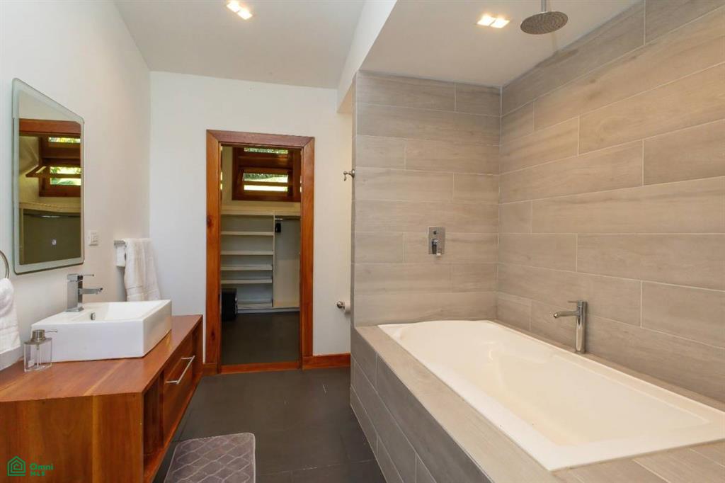 Luxurious Mountain Villa Retreat at the Base of Mt. Chirripo Villa Chirripo, Rivas, Perez Zeledon, San Jose