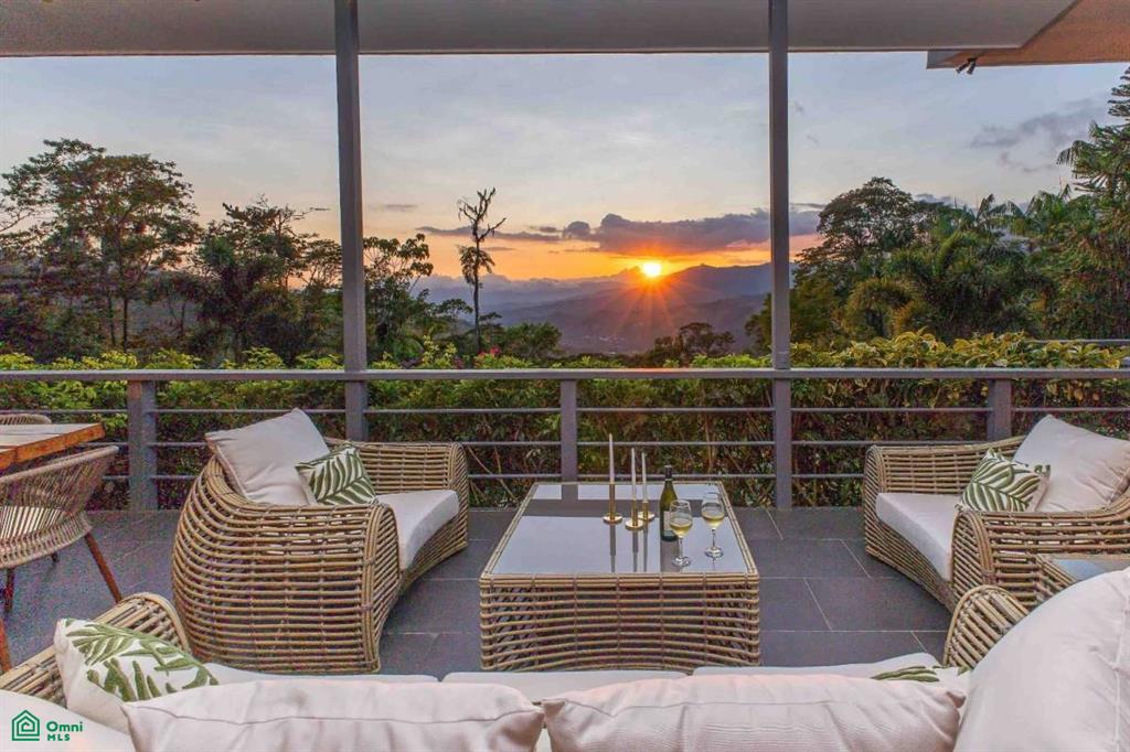 Luxurious Mountain Villa Retreat at the Base of Mt. Chirripo Villa Chirripo, Rivas, Perez Zeledon, San Jose